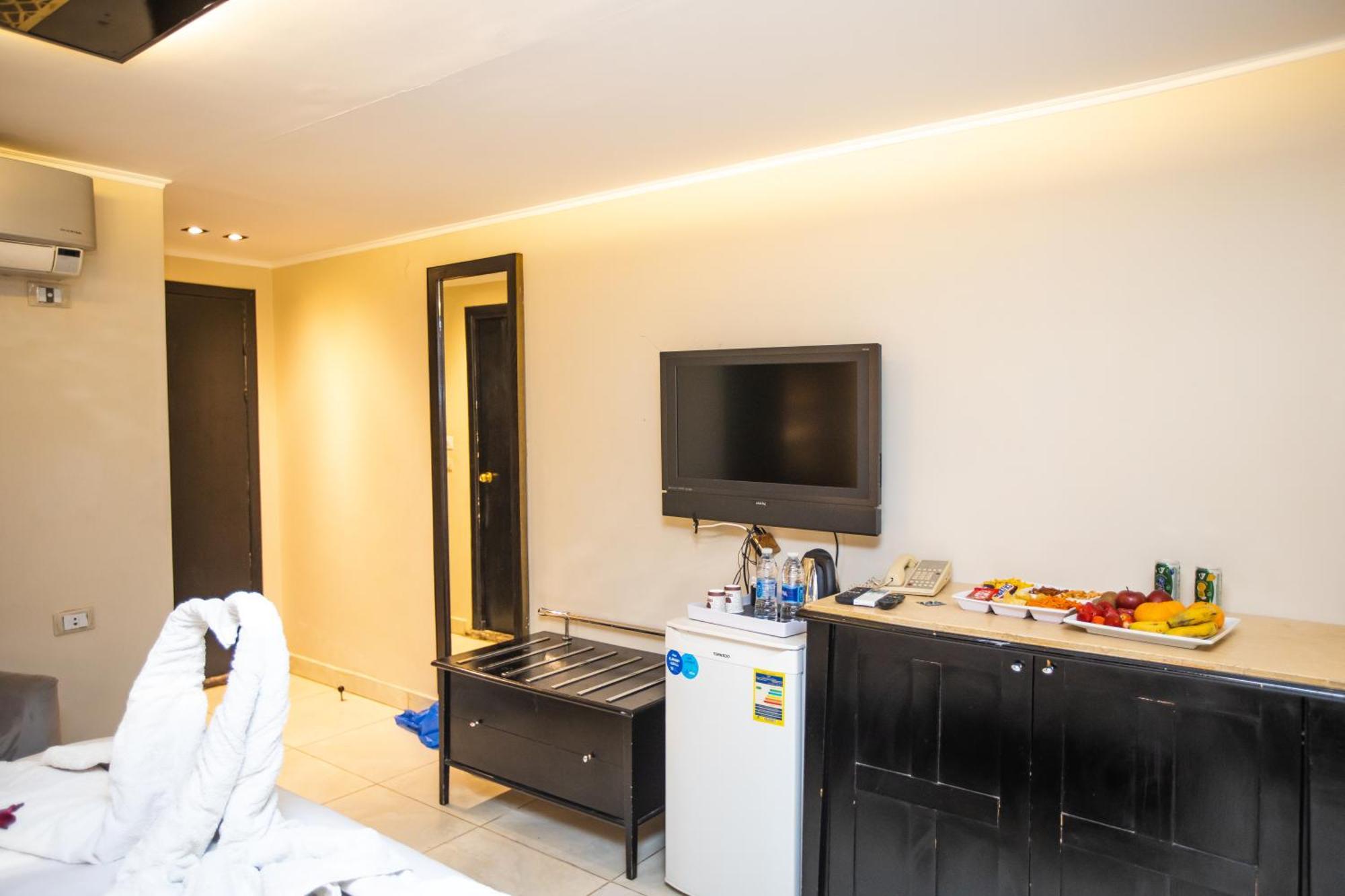 Comfort Giza Inn View Al Kawm al Akhdar Екстериор снимка