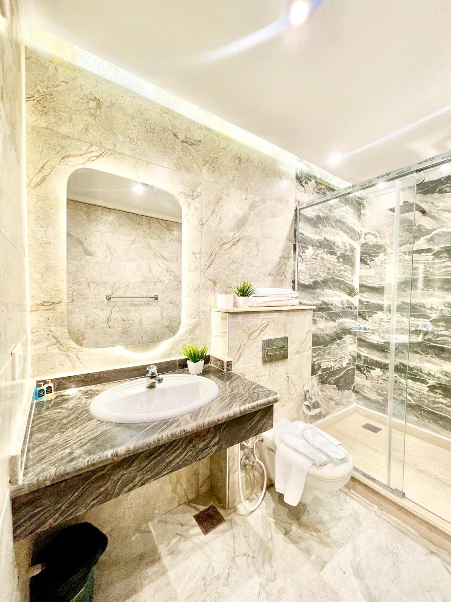Comfort Giza Inn View Al Kawm al Akhdar Екстериор снимка